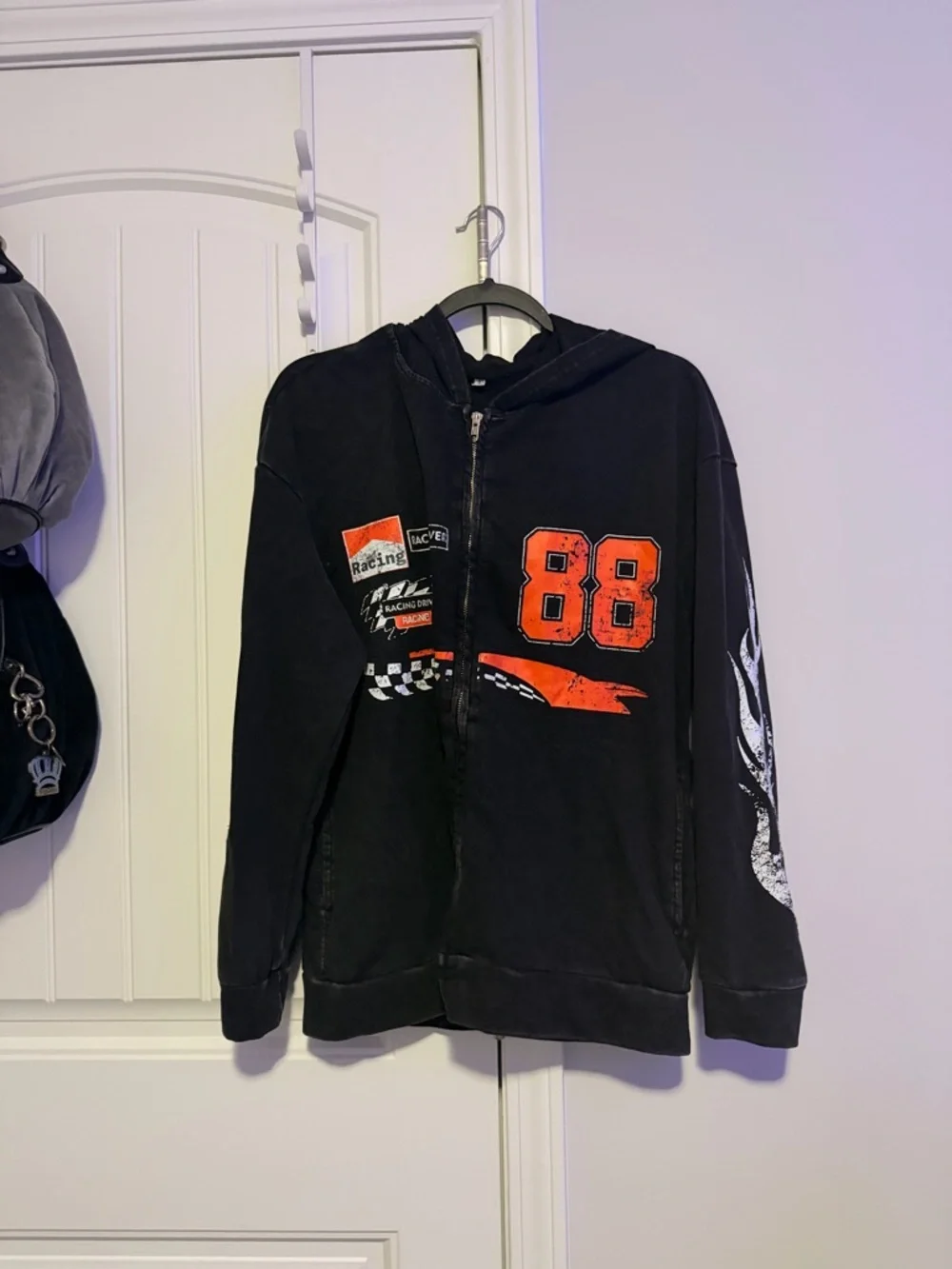 5/$25 🎉 Oversized Size Small Black Racing Hoodie